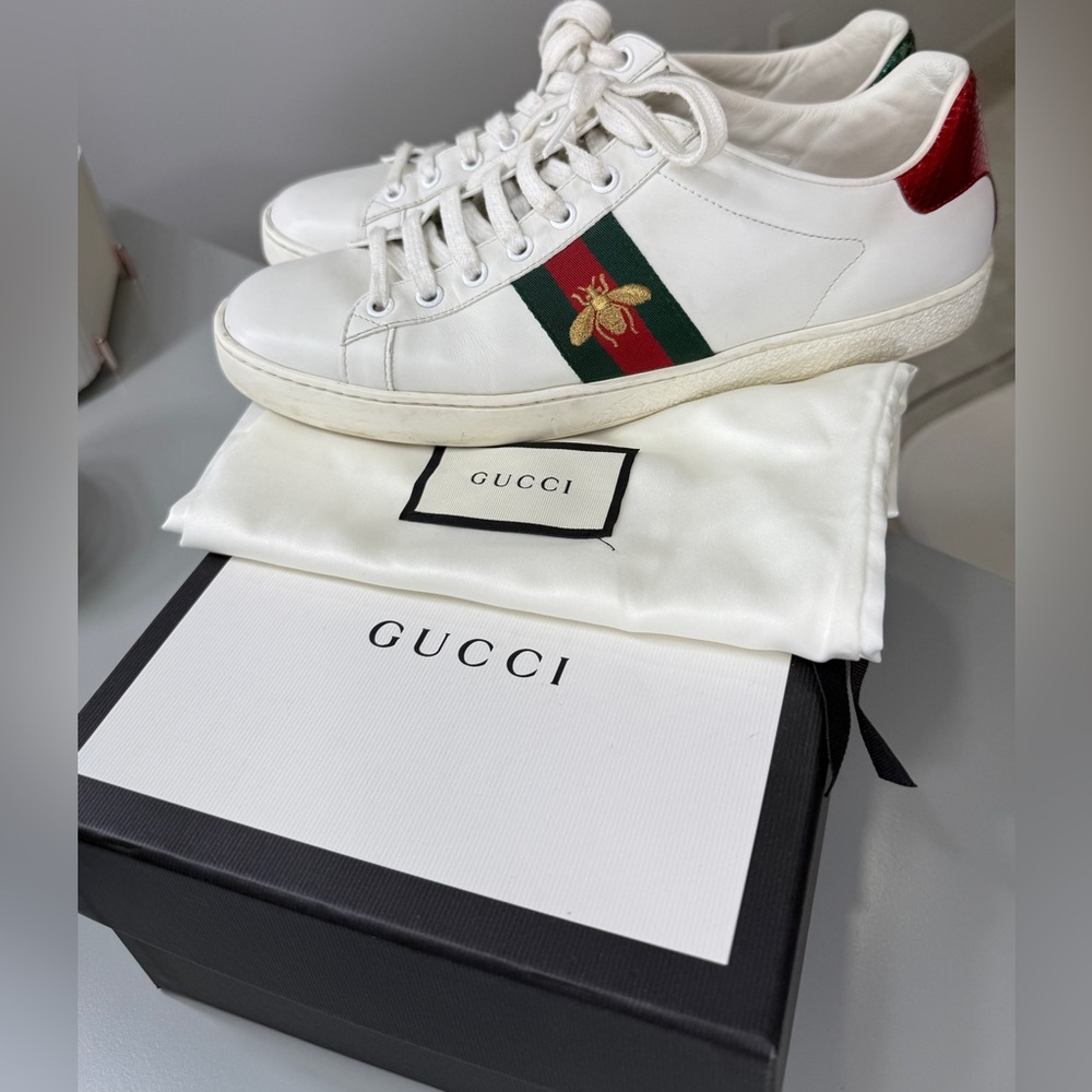 Gucci Ace Bee Embroidered Sneakers White Leather Low Top Size 10
